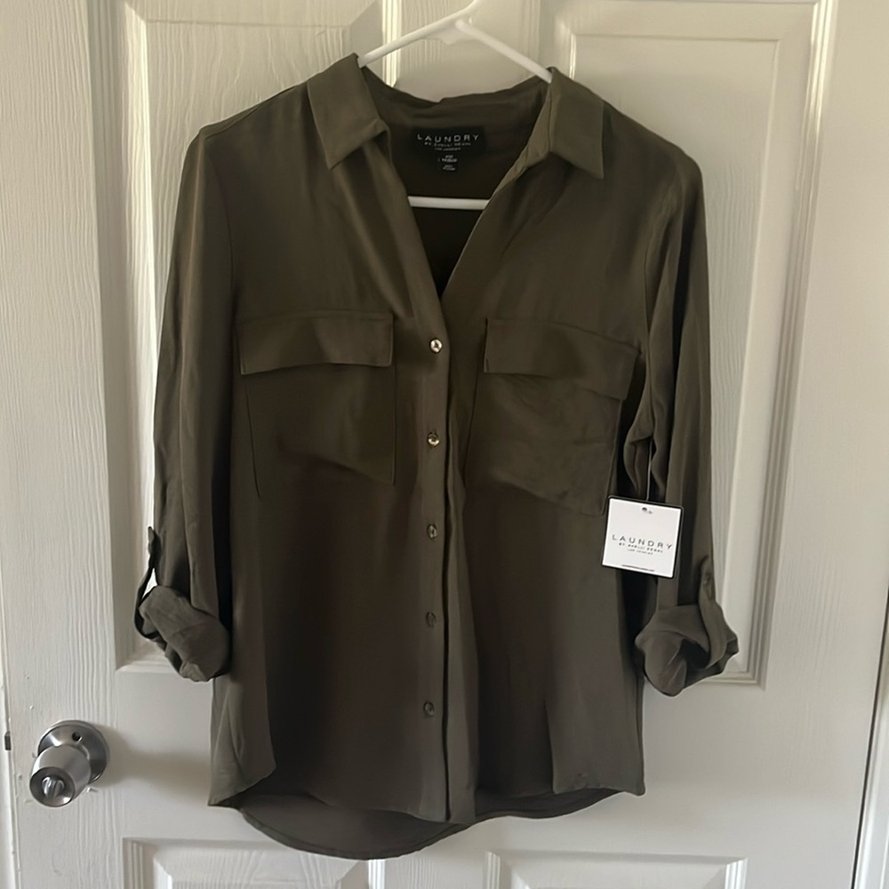 Laundry by Shelli Segal olive blouse